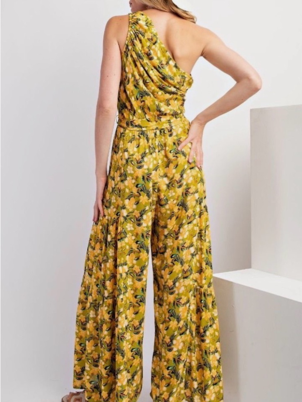 Easel Yellow Floral One-Shoulder Jumpsuit with Tie Waist - Picture 2 of 4